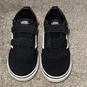 Kids Vans 🖤🤍